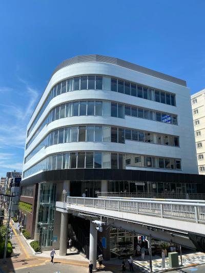 写真:東京しごとセンター多摩 ビルの外観